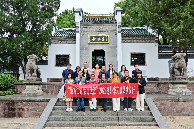 691e40ece1a7260bf1449c1fc9ea9831.jpg 691e40ece1a7260bf1449c1fc9ea9831.jpg