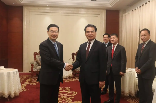 32d038bada7c33c0baa0585e4f546251.png 32d038bada7c33c0baa0585e4f546251.png