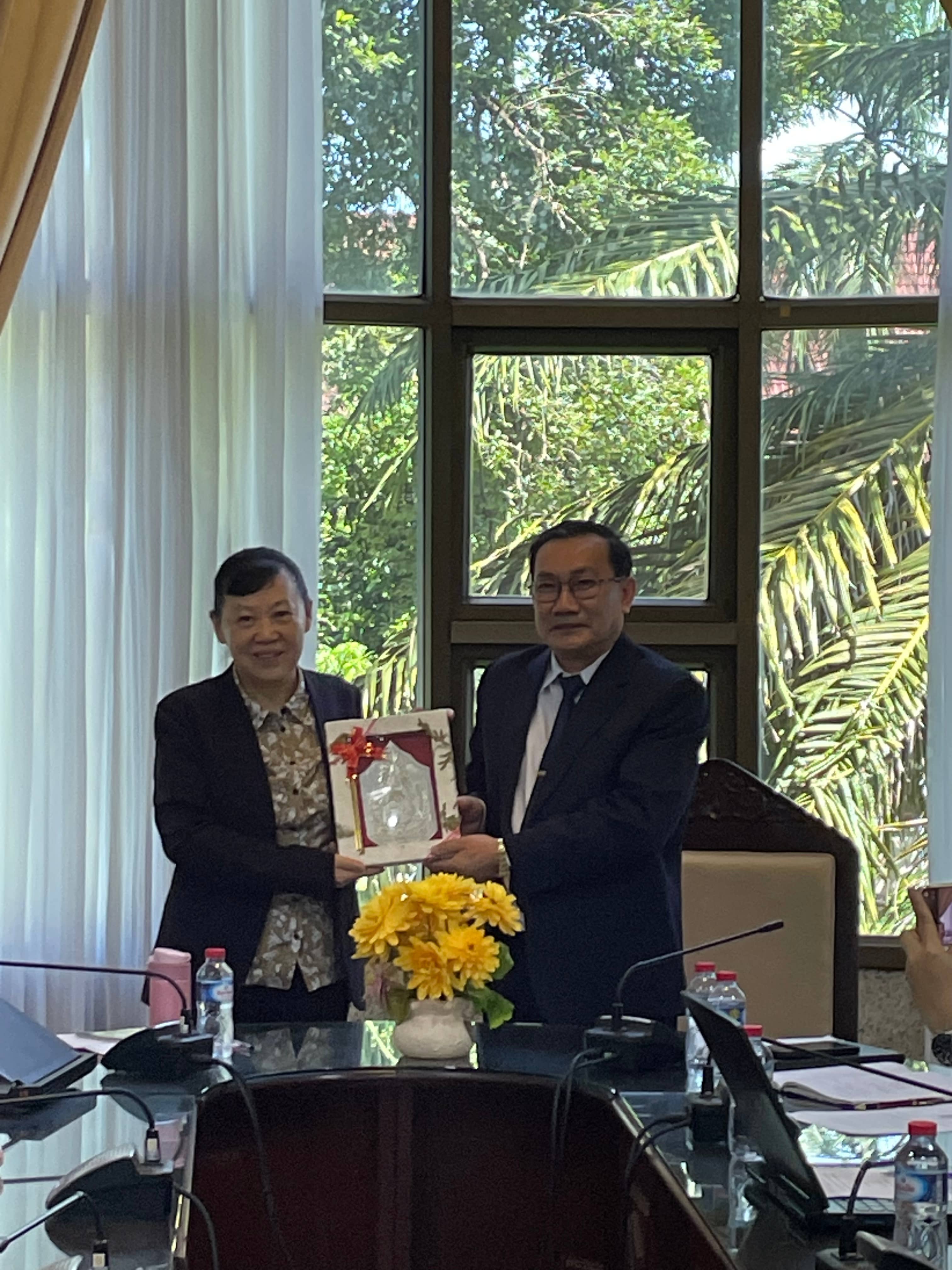 2051d585e565a0a68c4aad71092756d9.jpg 2051d585e565a0a68c4aad71092756d9.jpg