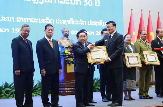 42224505d758f90ea0d6830179c847e8.png 42224505d758f90ea0d6830179c847e8.png