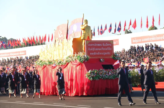 afbb32ca6ae627a824974a05dcfdaf63.png afbb32ca6ae627a824974a05dcfdaf63.png