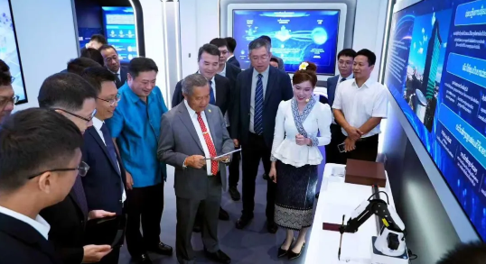 998b2b38885f53ba2781d40824072e6b.png 998b2b38885f53ba2781d40824072e6b.png